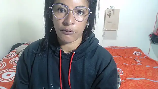 Snapshot of kateleyagrey chatting on May 24, 10:26 am kateleyagrey online show from May 24, 10:26 am