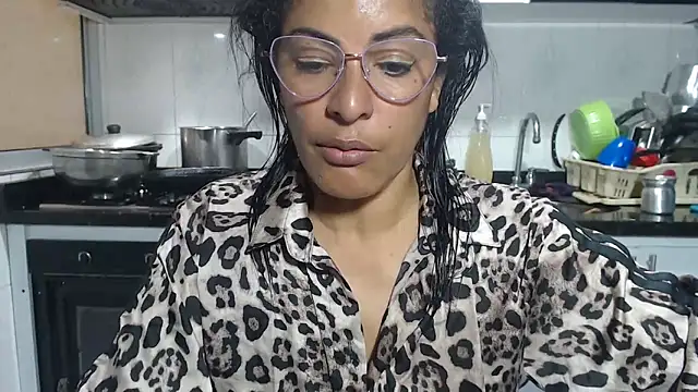 Snapshot of kateleyagrey chatting on May 25, 7:12 pm kateleyagrey online show from May 25, 7:12 pm