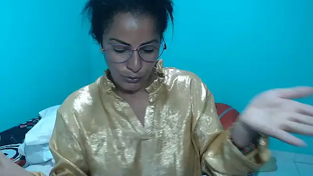 kateleyagrey online show from February 13, 8:09 pm