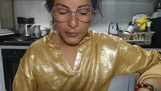 kateleyagrey online show from January 14, 8:01 pm