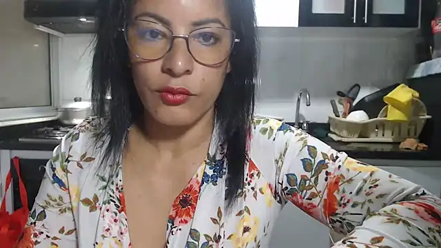 Snapshot of kateleyagrey chatting on September 14, 1:00 pm kateleyagrey online show from September 14, 1:00 pm