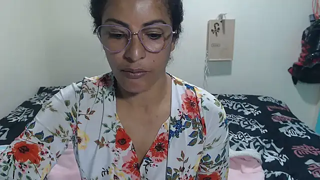 kateleyagrey online show from February 20, 7:05 pm