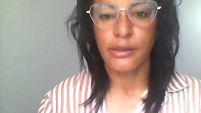 Snapshot of kateleyagrey chatting on July 19, 2:03 pm kateleyagrey online show from July 19, 2:03 pm