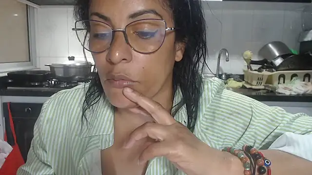 Snapshot of kateleyagrey chatting on October 25, 8:42 pm kateleyagrey online show from October 25, 8:42 pm