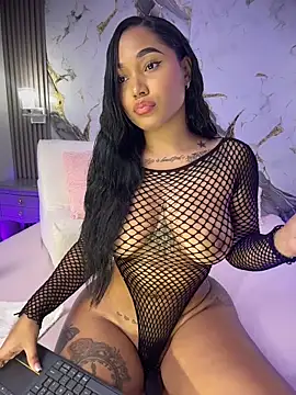 TianaaJackson online show from February 12, 7:13 pm