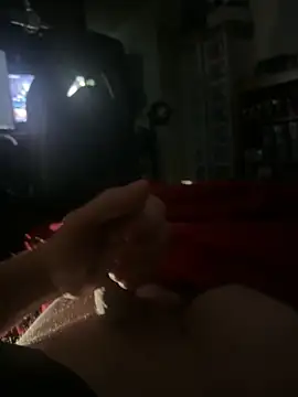 Snapshot of whitestroker chatting on November 11, 10:37 pm whitestroker online show from November 11, 10:37 pm