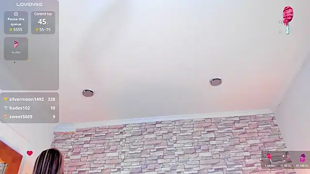 Lucia-sex online show from February 14, 8:05 pm