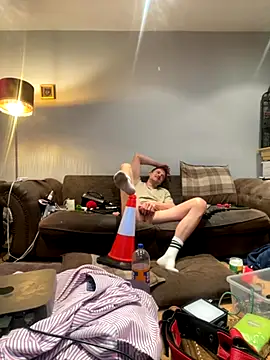 londonfuckwhore1 online show from October 28, 3:51 am