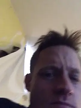 londonfuckwhore1 online show from February 25, 11:10 am