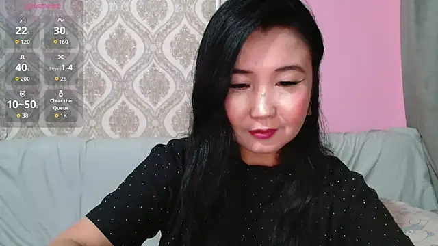 Snapshot of Bet_Lu chatting on September 21, 9:14 am Bet Lu online show from September 21, 9:14 am