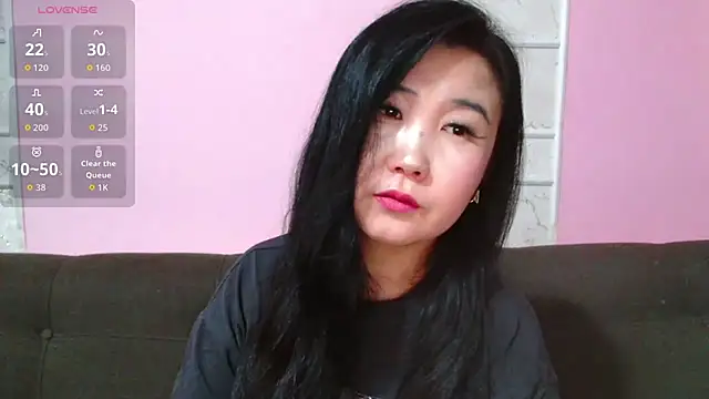 Snapshot of Bet_Lu chatting on October 12, 4:14 am Bet Lu online show from October 12, 4:14 am