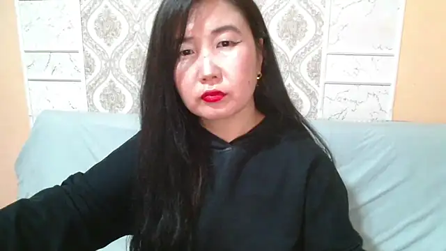 Snapshot of Bet_Lu chatting on February 28, 3:15 pm Bet Lu online show from February 28, 3:15 pm