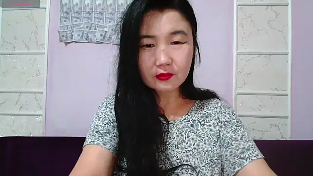 Snapshot of Bet_Lu chatting on November 30, 5:08 am Bet Lu online show from November 30, 5:08 am