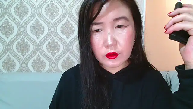 Snapshot of Bet_Lu chatting on February 27, 5:51 am Bet Lu online show from February 27, 5:51 am