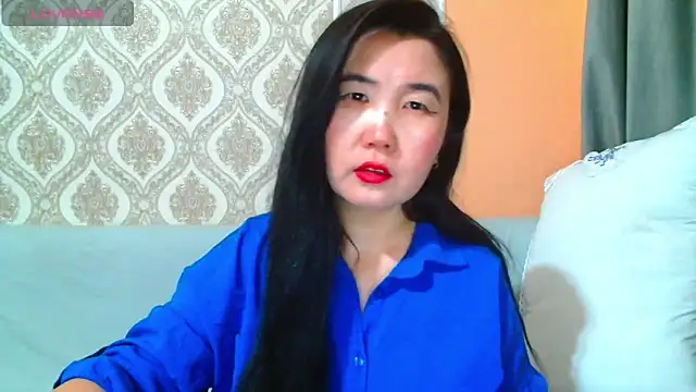 Snapshot of Bet_Lu chatting on February 19, 7:50 am Bet Lu online show from February 19, 7:50 am