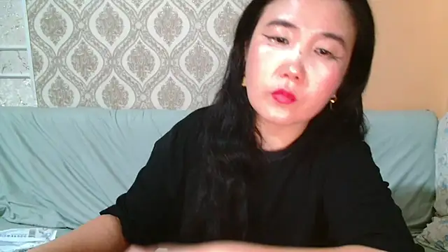 Snapshot of Bet_Lu chatting on February 22, 12:18 pm Bet Lu online show from February 22, 12:18 pm