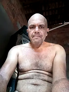 marronzinho23c online show from January 8, 8:04 pm