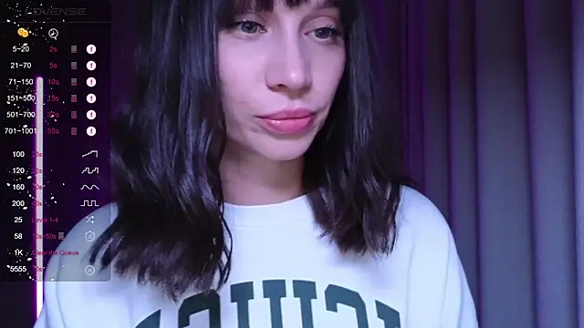 Alice Wonders online show from October 18, 8:22 pm