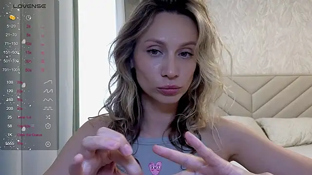 Alice Wonders online show from May 18, 6:40 am