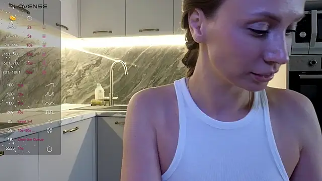 Alice Wonders online show from March 20, 6:14 am