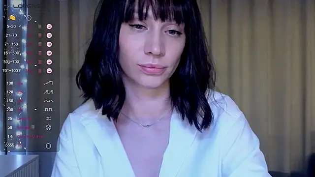 Alice Wonders online show from February 24, 7:26 pm