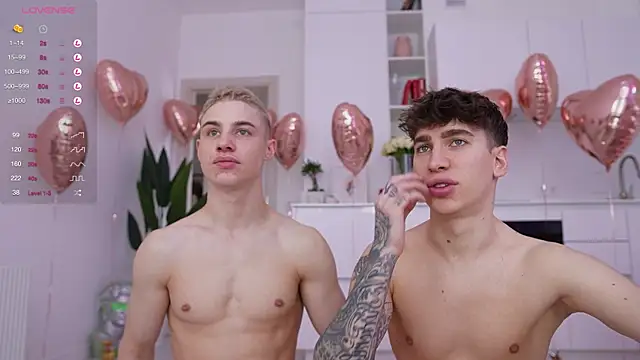 Evan  White  online show from February 18, 8:38 am