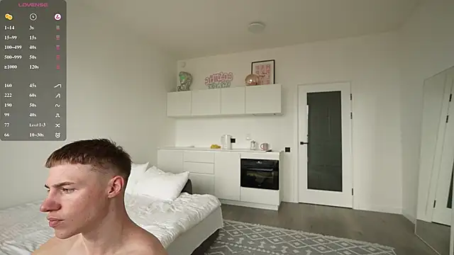 Evan  White  online show from April 28, 8:41 am