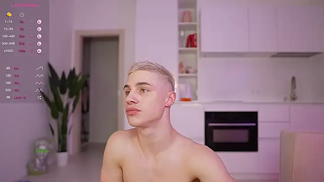 Evan  White  online show from February 11, 5:40 pm