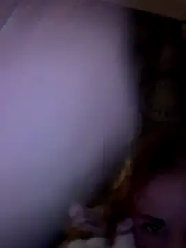 Snapshot of ClumsyLink chatting on October 11, 12:50 pm ClumsyLink online show from October 11, 12:50 pm