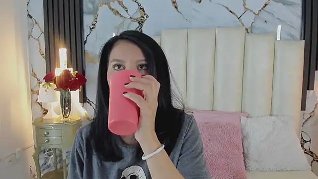 lulumars online show from February 25, 4:34 am