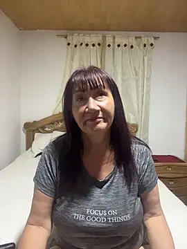 Snapshot of Savvanahh chatting on June 16, 11:32 am Savvanahh online show from June 16, 11:32 am