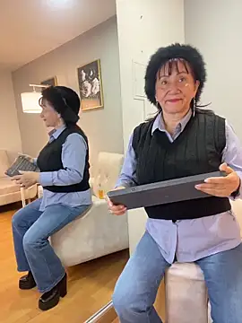 Savvanahh online show from February 14, 12:05 pm