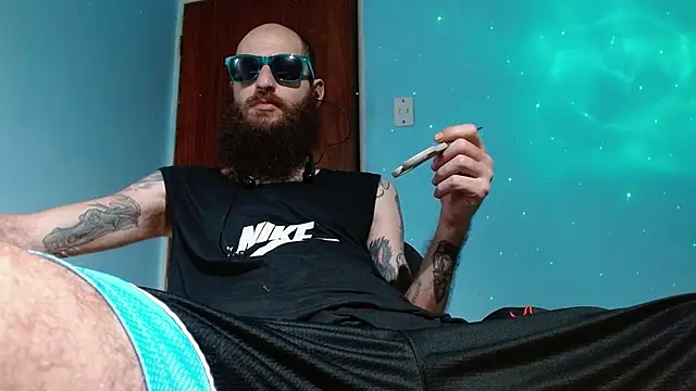 Snapshot of Tatted21xxx chatting on March 7, 9:17 pm Tatted21xxx online show from March 7, 9:17 pm