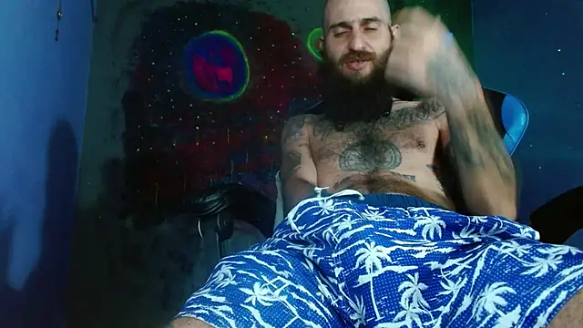 Snapshot of Tatted21xxx chatting on February 21, 9:24 am Tatted21xxx online show from February 21, 9:24 am