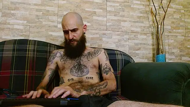 Snapshot of Tatted21xxx chatting on March 21, 11:23 pm Tatted21xxx online show from March 21, 11:23 pm