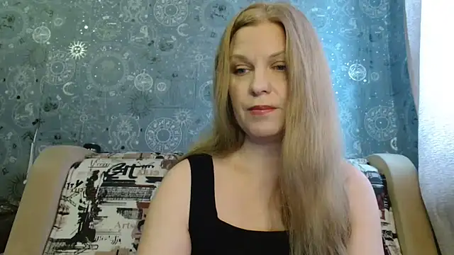 BlondeFox online show from April 17, 3:31 am