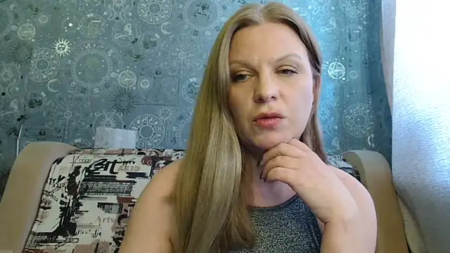 BlondeFox online show from February 20, 7:10 am