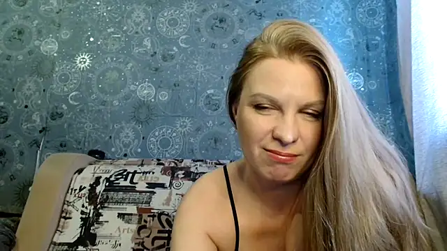 BlondeFox online show from April 23, 2:40 am
