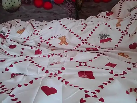 Snapshot of RealLittleRedRidingHood chatting on November 23, 10:03 am RealLittleRedRidingHood online show from November 23, 10:03 am