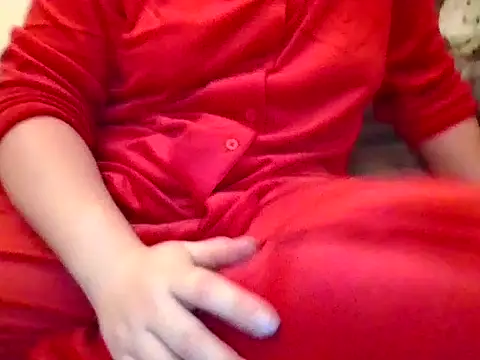 Snapshot of RealLittleRedRidingHood chatting on November 21, 4:28 pm RealLittleRedRidingHood online show from November 21, 4:28 pm