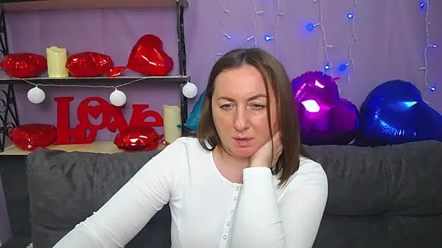 Snapshot of Abby_Taylorr chatting on February 23, 4:24 pm Abby Taylorr online show from February 23, 4:24 pm