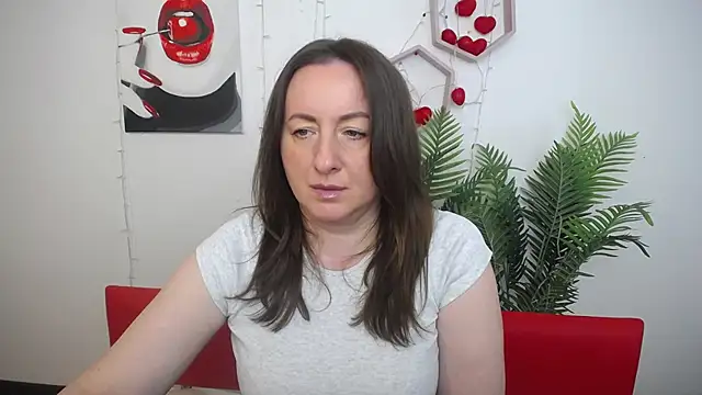 Abby Taylorr online show from April 28, 6:29 am