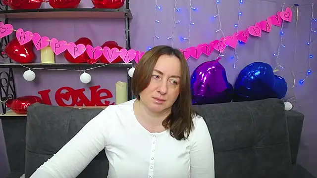 Snapshot of Abby_Taylorr chatting on February 15, 7:06 am Abby Taylorr online show from February 15, 7:06 am