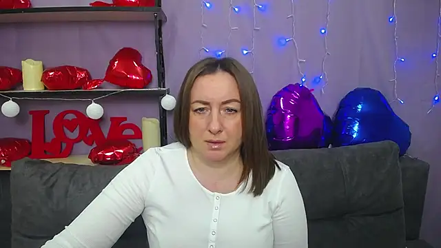 Snapshot of Abby_Taylorr chatting on February 23, 7:11 am Abby Taylorr online show from February 23, 7:11 am