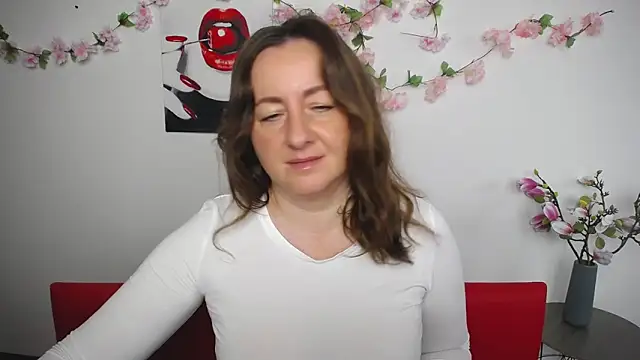 Snapshot of Abby_Taylorr chatting on November 6, 7:34 am Abby Taylorr online show from November 6, 7:34 am