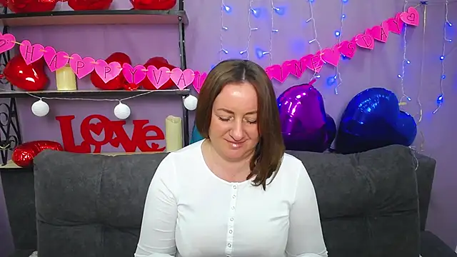 Snapshot of Abby_Taylorr chatting on February 15, 10:11 am Abby Taylorr online show from February 15, 10:11 am