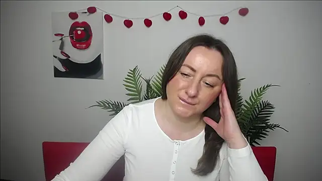 Abby Taylorr online show from February 12, 7:30 am