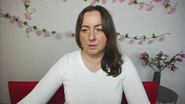 Snapshot of Abby_Taylorr chatting on September 18, 6:16 am Abby Taylorr online show from September 18, 6:16 am