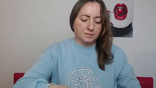 Snapshot of Abby_Taylorr chatting on October 10, 6:14 am Abby Taylorr online show from October 10, 6:14 am