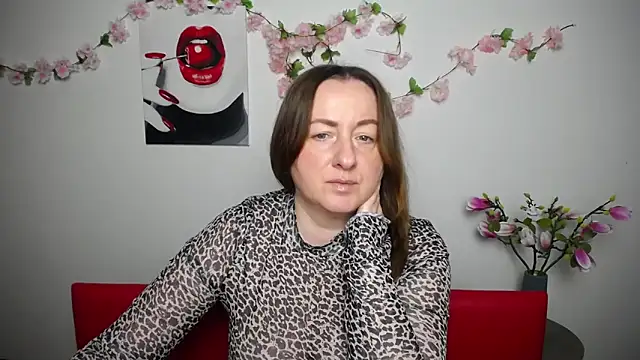 Snapshot of Abby_Taylorr chatting on November 11, 7:14 am Abby Taylorr online show from November 11, 7:14 am